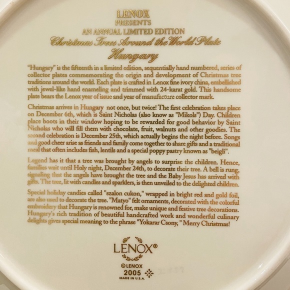 N28-Lenox Christmas Trees Around the World Plate HUNGARY 2005 - Picture 5 of 7